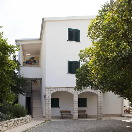 Aurelia Apartman